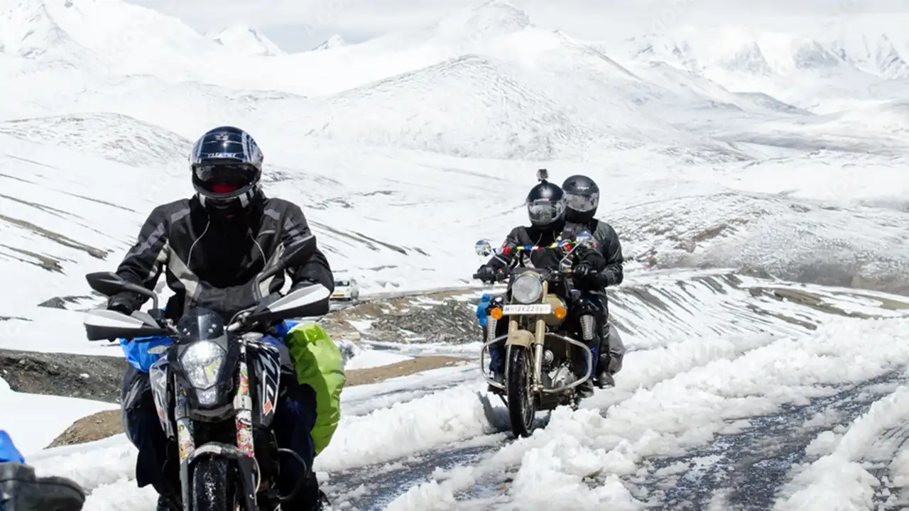 Leh Nubra Pangong Package